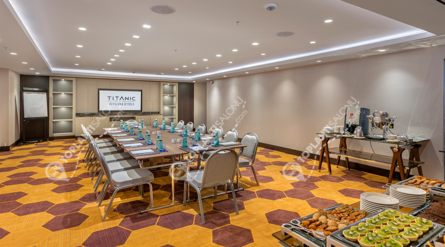 Otel | Türkiye, İstanbul, Beyoğlu, İstiklal | TITANIC DOWNTOWN BEYOĞLU | GALATA
