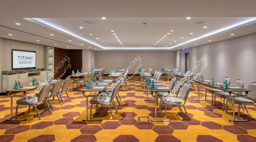Otel | Türkiye, İstanbul, Beyoğlu, İstiklal | TITANIC DOWNTOWN BEYOĞLU | TÜNEL